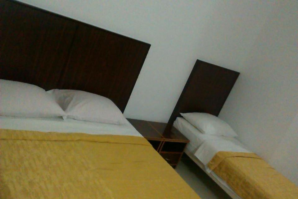 Petrovac Hotel Danica מראה חיצוני תמונה