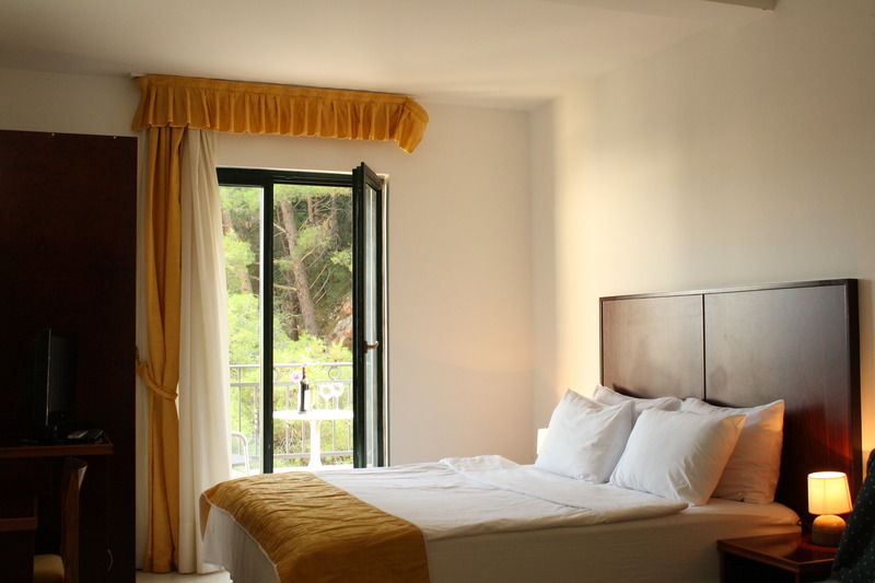 Petrovac Hotel Danica מראה חיצוני תמונה